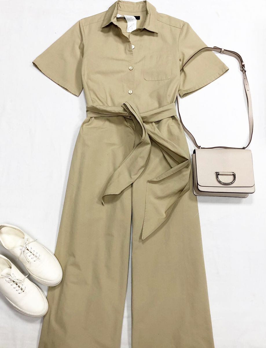 Комбинезон Max Mara размер 40 цена 9 393 руб
Кеды The Row размер 40 цена 31 310 руб
Сумка Burberry