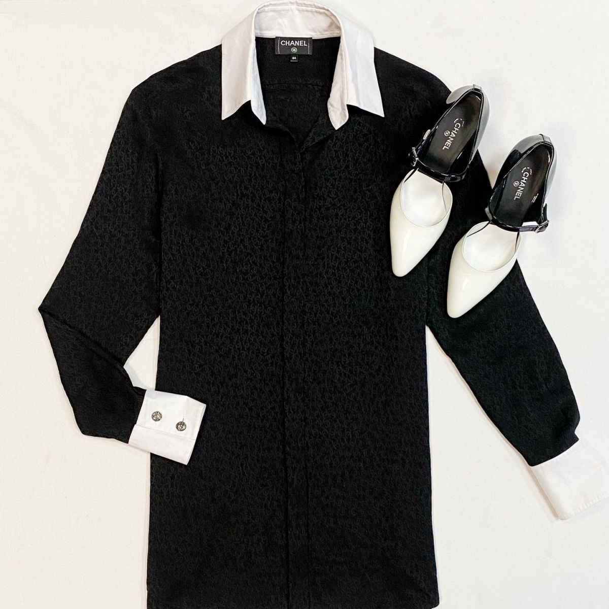 Рубашка Chanel размер 34 цена 46 155 рубТуфли Chanel размер 40 цена 53 847 руб
