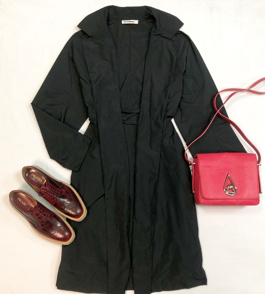 Плащ Jil Sander размер 40 цена 7 693 рубБотинки Prada размер 37.5 цена 10 770 рубСумка Kenzo
