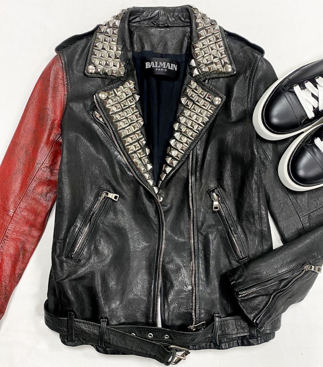 Куртка /кожа/ Balmain размер 38 цена 78 275 руб
