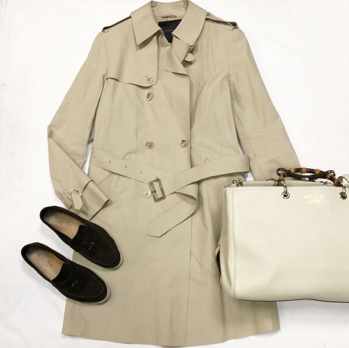 Костюм Sandro размер 36 цена 7 693 рубКошелёк Bottega Veneta