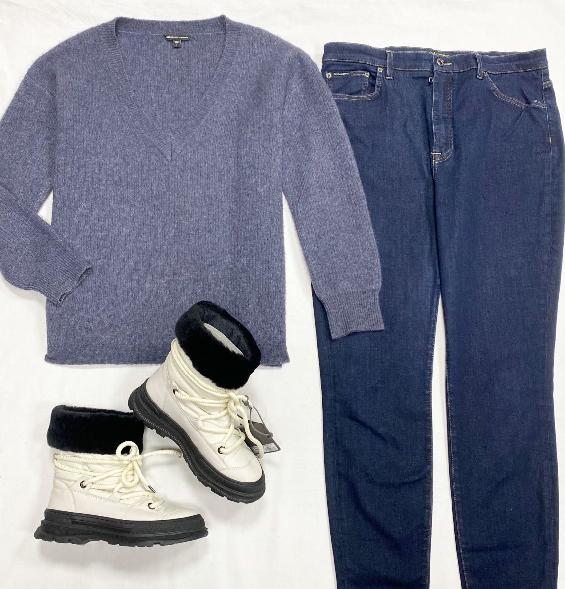 Джинсы Dolce Gabbana размер 50 цена 10 959 руб
Кофта Jemes Perse размер 1 цена 7 828 руб
Дутики Lorena Antoniazzi размер 37 цена 20 352 руб