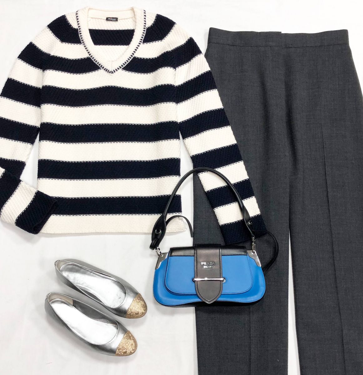 Брюки The Row размер 8 цена 46 965 руб
Свитер Kiton размер 42 цена 46 965 руб
Балетки Chanel размер 38 цена 31 310 руб
Сумка Prada