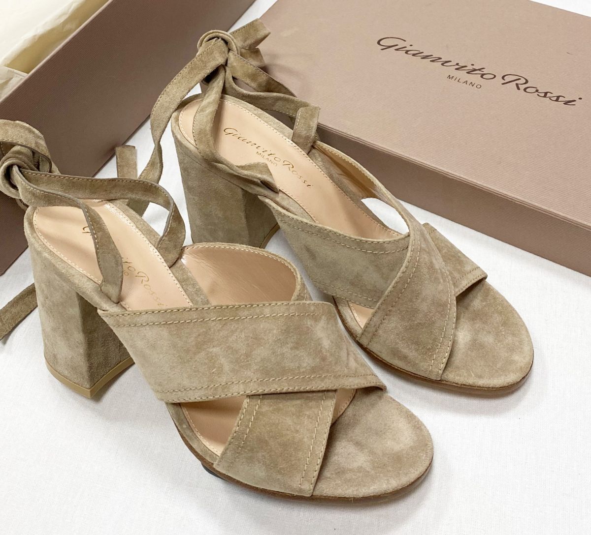 Босоножки Gianvito Rossi размер 36 цена 23 483 руб / новые /
