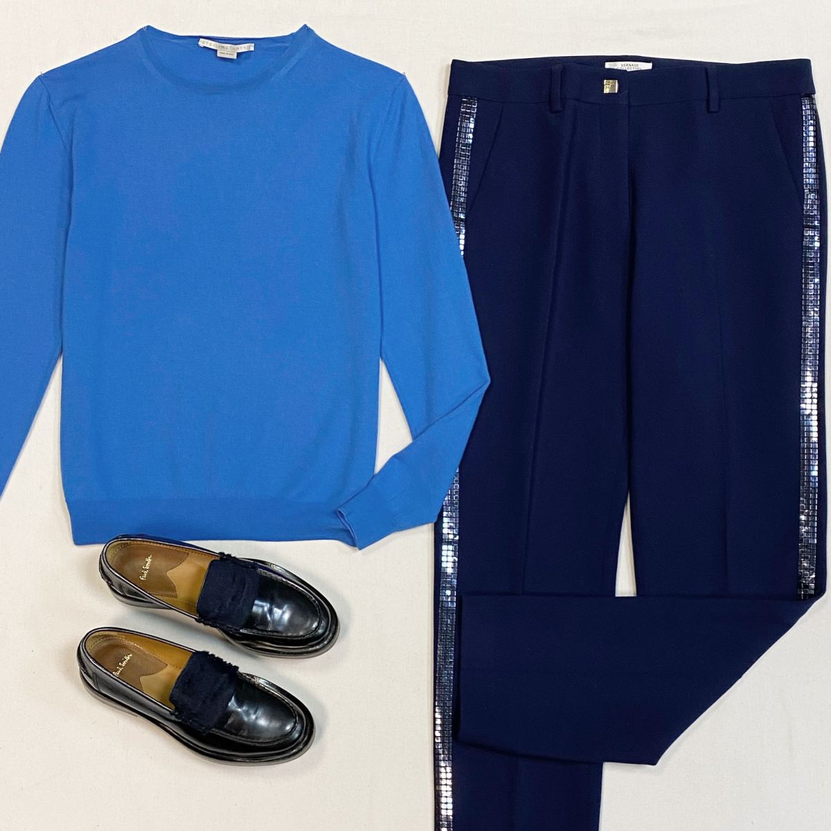 Кофта Stella McCartney размер 38 цена 4 616 рубБрюки Versace размер 42 цена 7 693 рубЛоферы Paul Smith размер 36 цена 10 770 руб