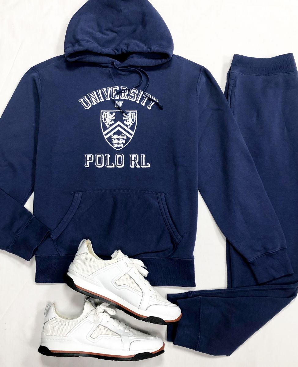#mechtamem Костюм Ralph Lauren размер M цена 9 393 руб
Кроссовки ZEGNA размер 45 цена 23 483 руб