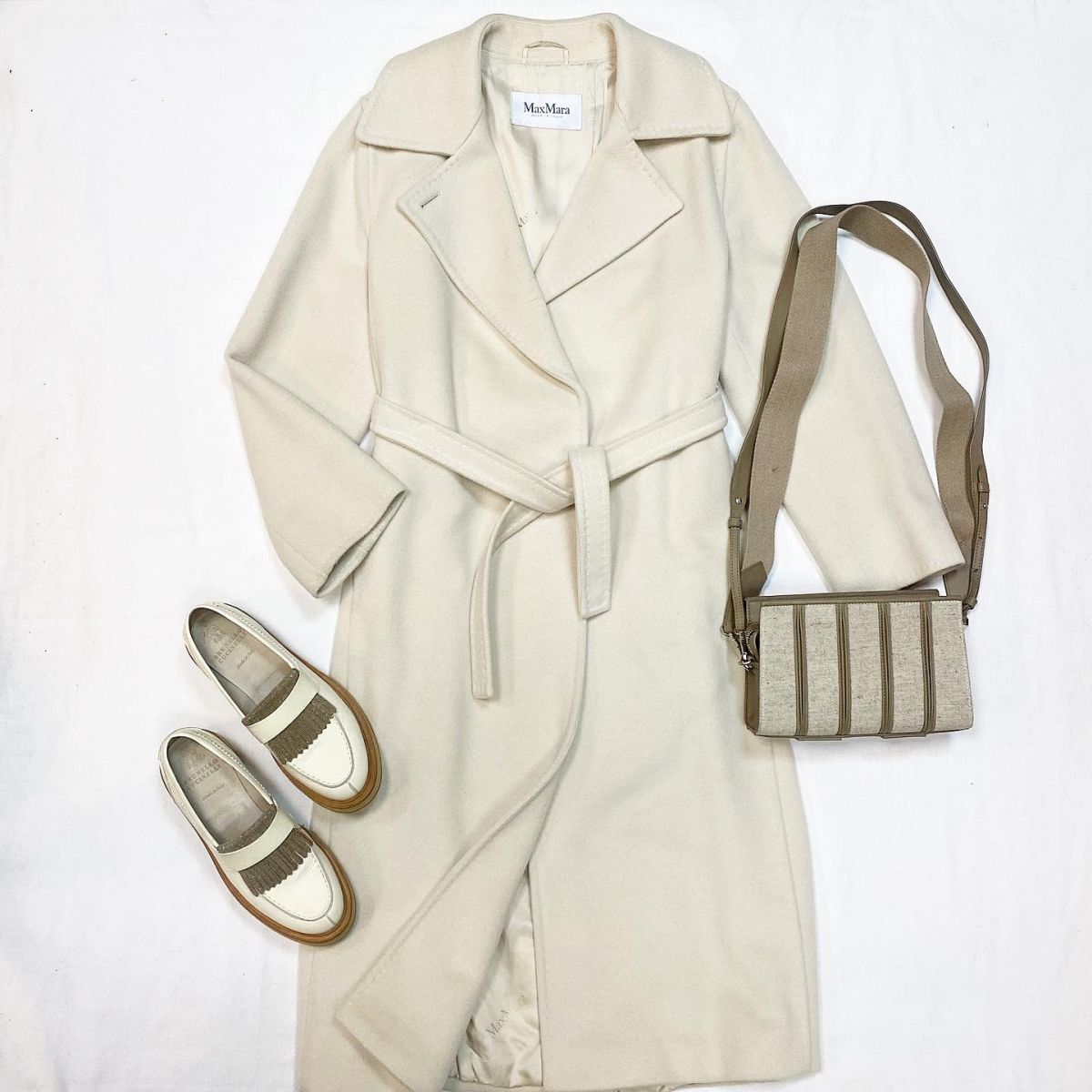 Пальто Max Mara размер 40 цена 30 770 руб Лоферы Brunello Cucinelli размер 39 цена 30 770 рубСумка Max Mara