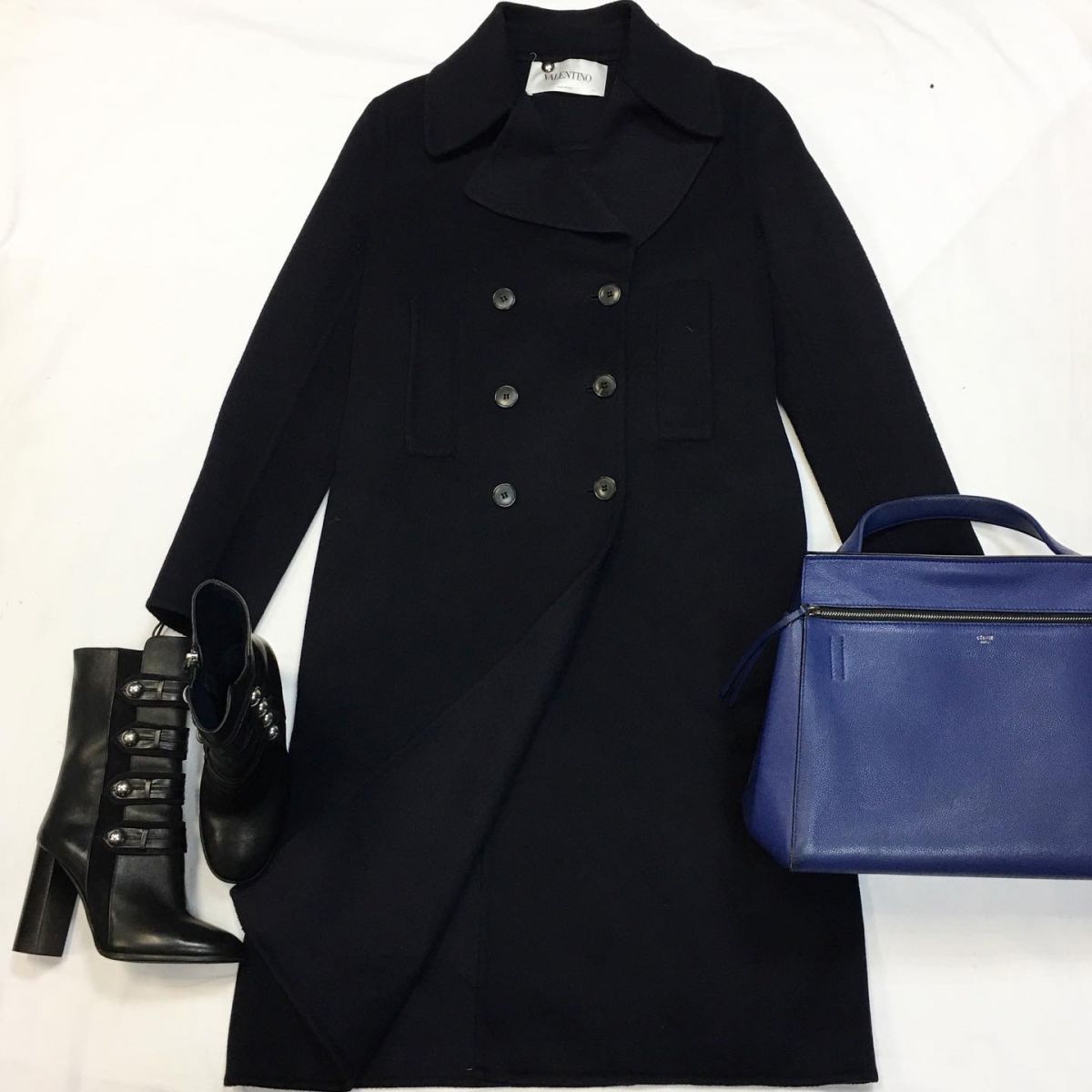Пальто Valentino  размер 44 цена 76 925 руб Ботильоны Isabel Marant размер 38 цена 18 462 руб Сумка Celine 