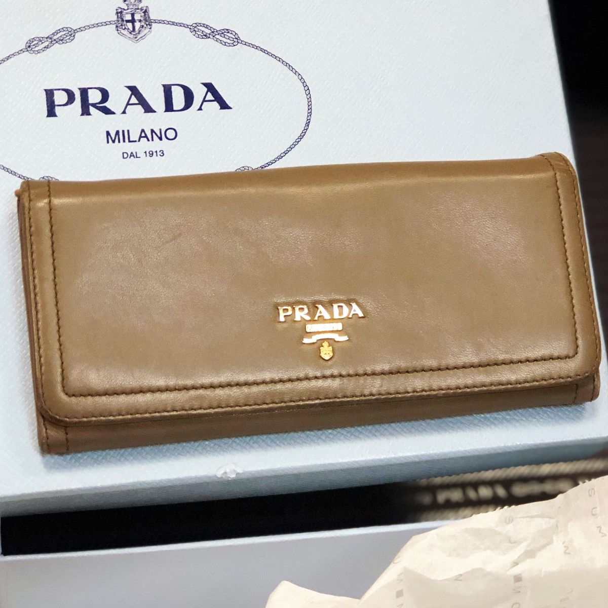 Кошелёк PRADA цена 3 077 руб