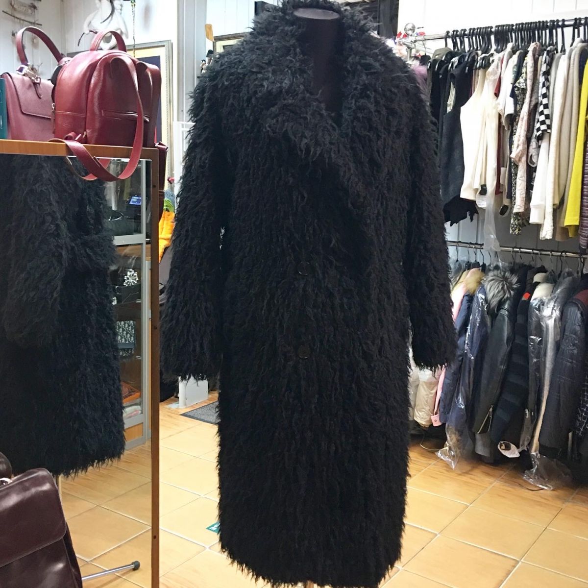 Пальто Saint Laurent  размер 36 цена 32 308 руб 