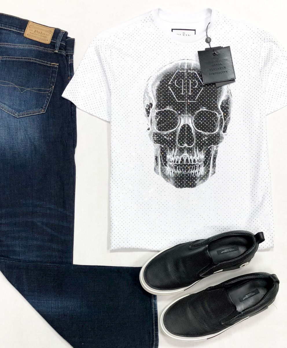 #mechtamen Футболка/ камни/ Plein размер S цена 15 655 руб/ руб/
Джинсы Ralph Lauren размер 33/32 цена 7 828 руб
Лоферы Dolce Gabbana размер 43.5 цена 15 655 руб