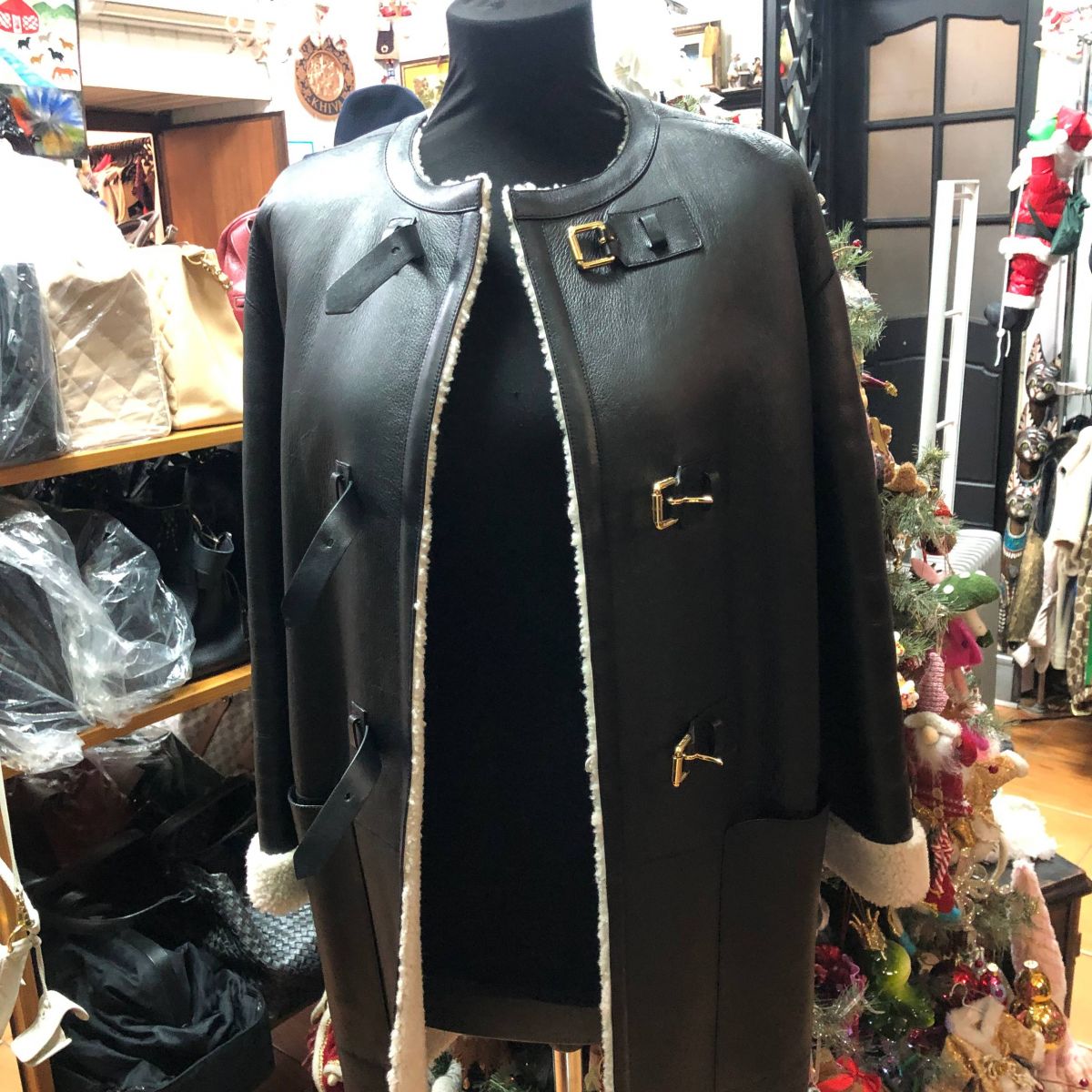 Дублёнка LOUIS VUITTON размер 36 цена 93 930 руб