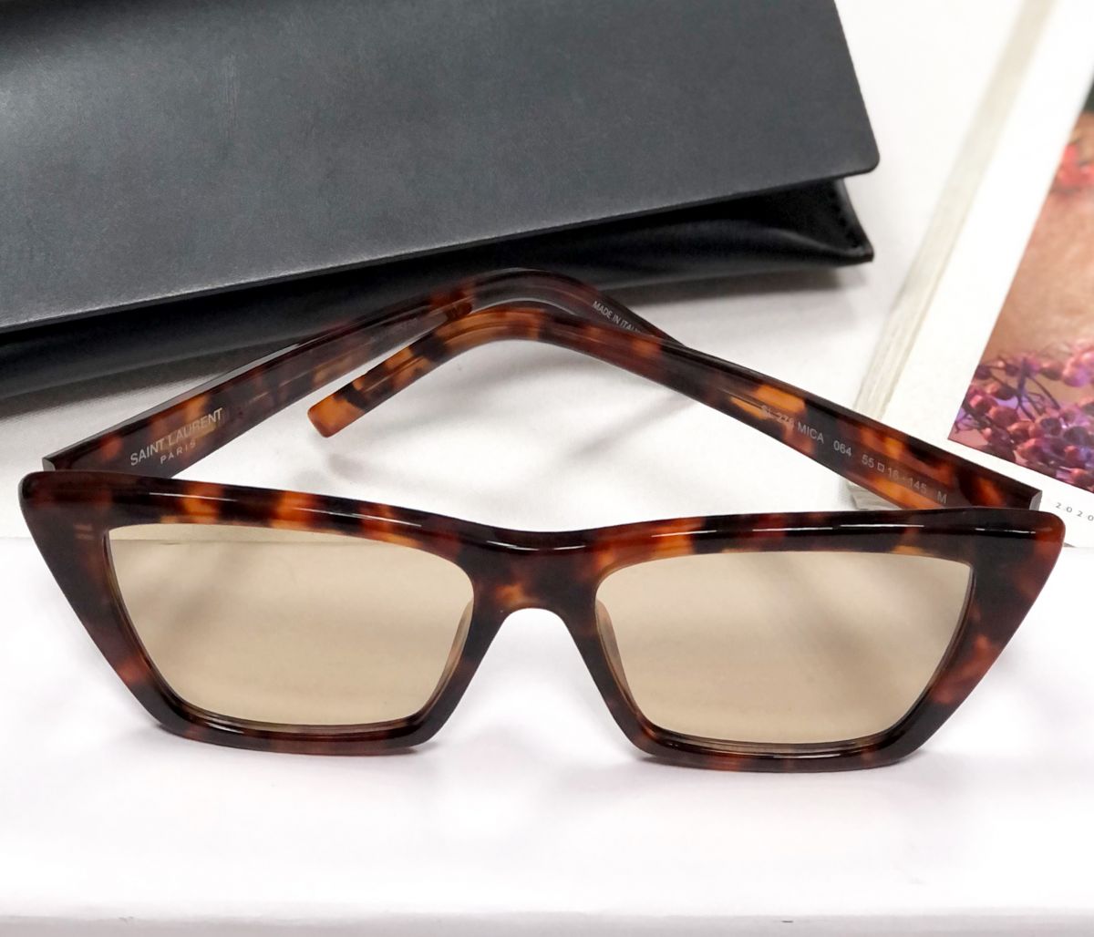 Очки Saint Laurent цена 31 310 руб
