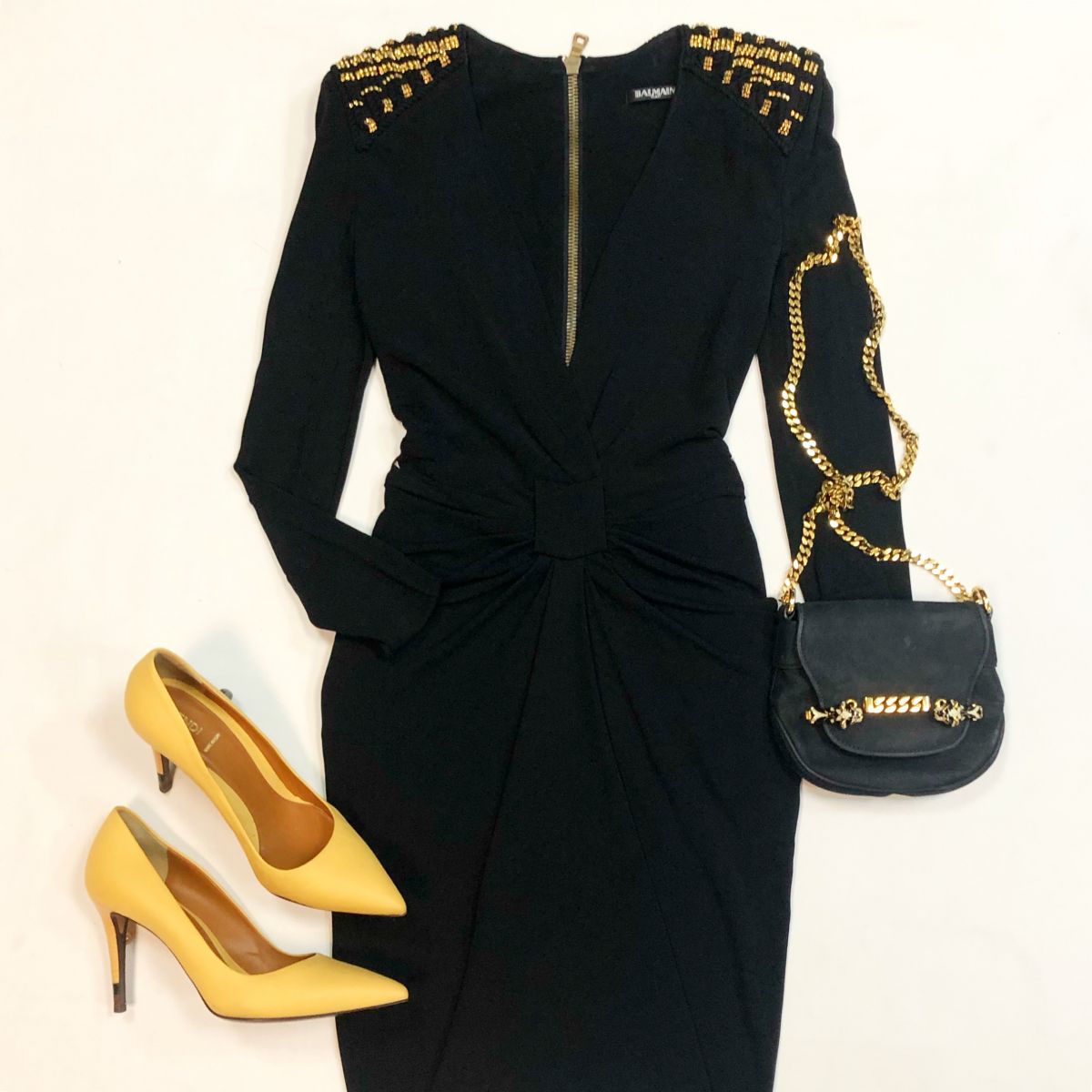 Платье/камни/ Balmain размер 38 цена 23 078 рубТуфли Fendi размер 39 цена 15 385 рубСумка Gucci