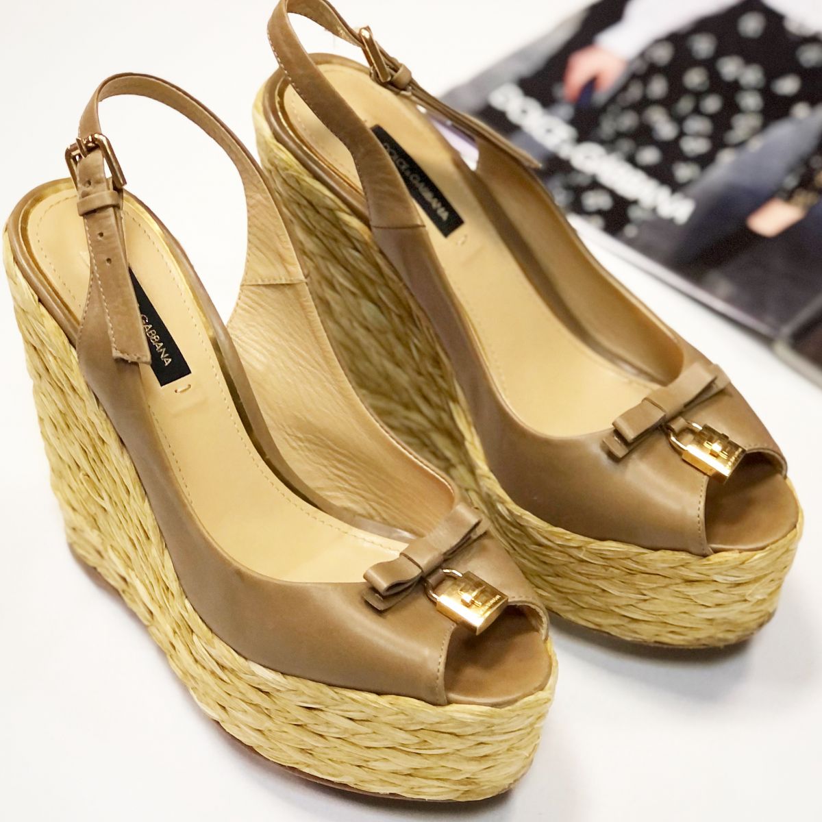 Босоножки Dolce Gabbana  размер 37.5 цена 9 231 руб 