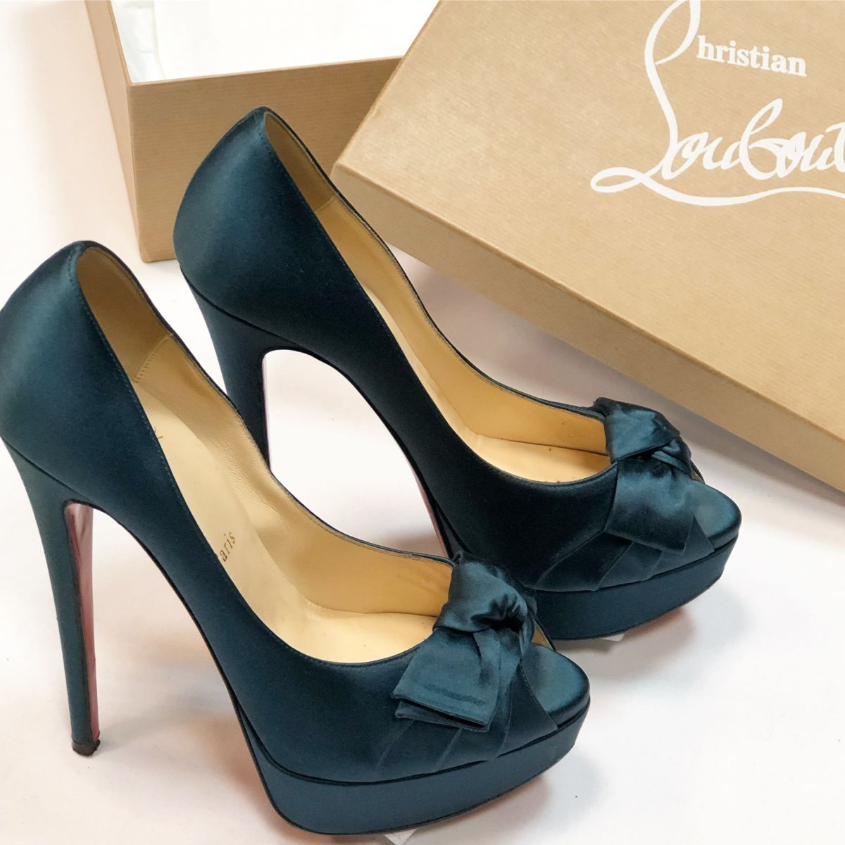 Туфли Louboutin размер 38.5 цена 10 770 руб 