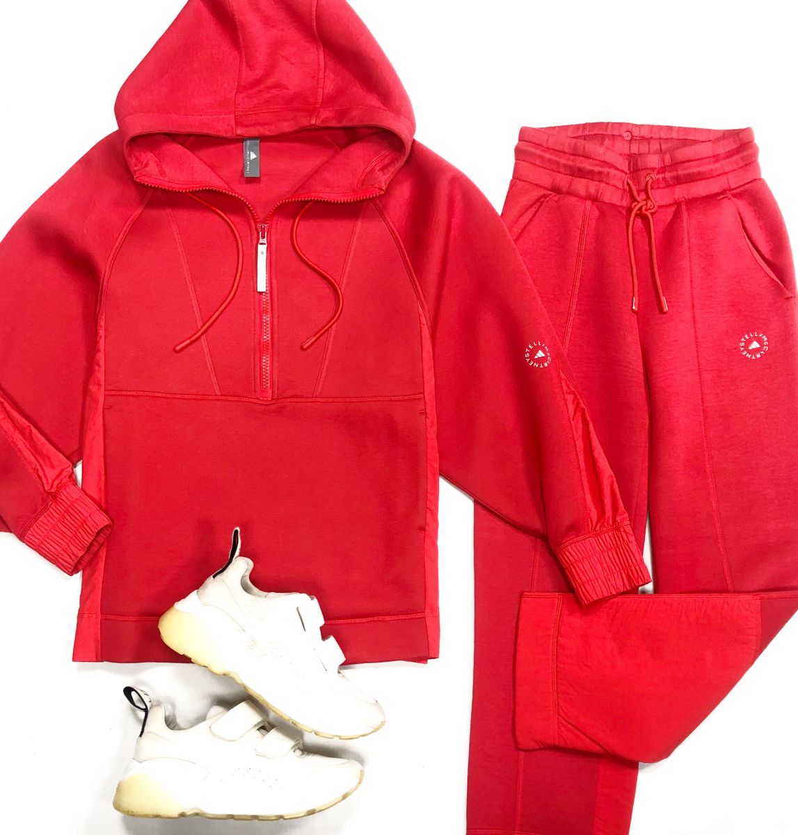Костюм Stella McCartney / Adidas размер XS цена 15 641 руб
Кроссовки Stella McCartney размер 39 цена 7 821 руб