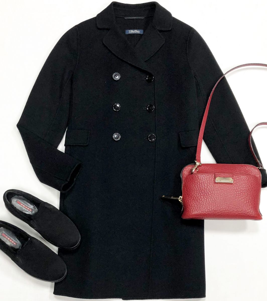 Пальто S Max Mara размер 42 цена 18 786 руб
Лоферы Prada размер 37 цена 15 655 руб
Сумка Burberry