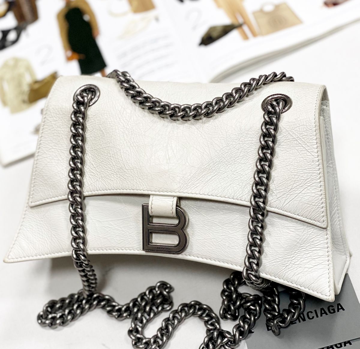 Сумка Balenciaga размер 23/13 цена 107 695 руб
