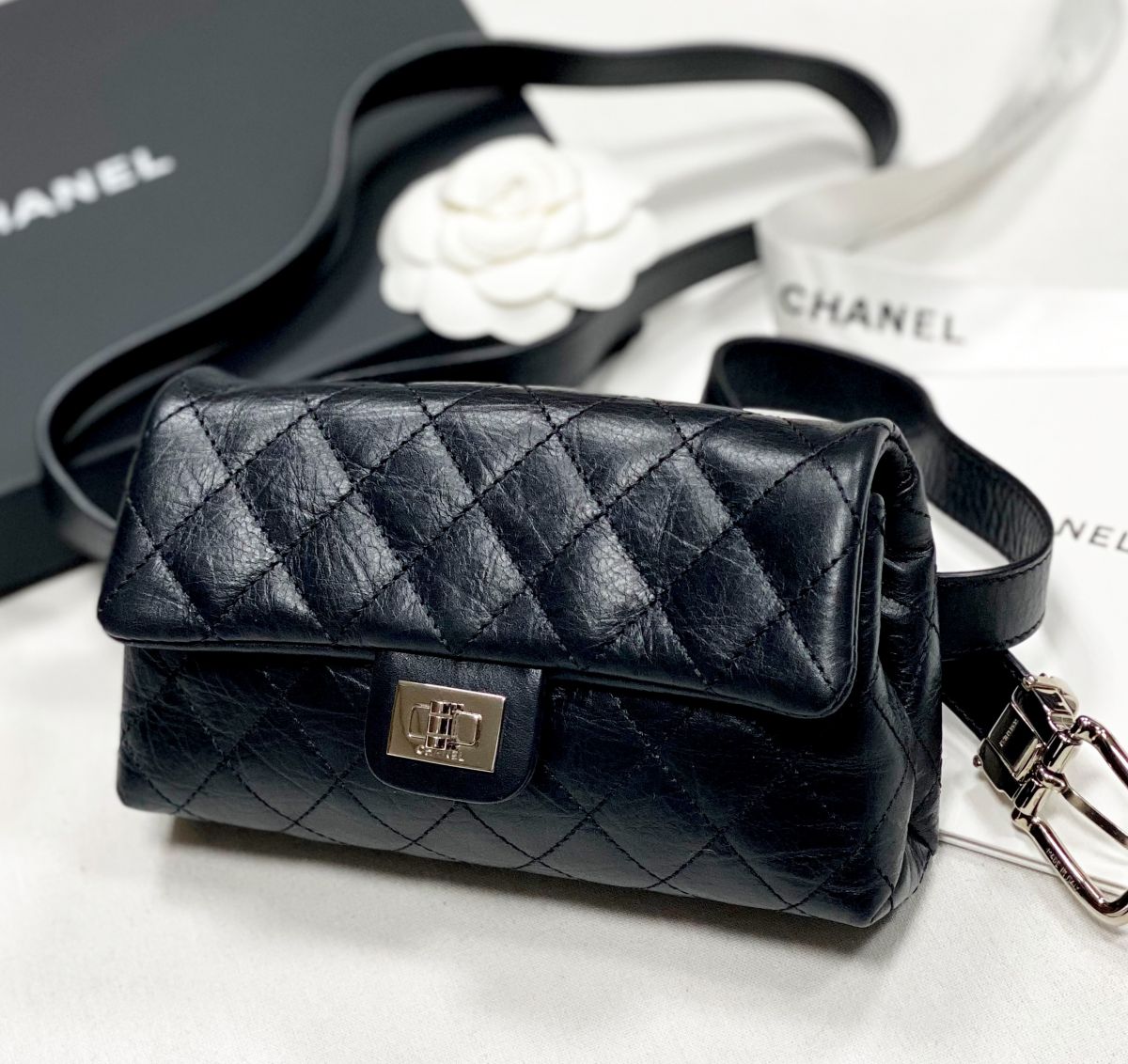 Сумочка Chanel размер 16/10 цена 76 925 руб 

