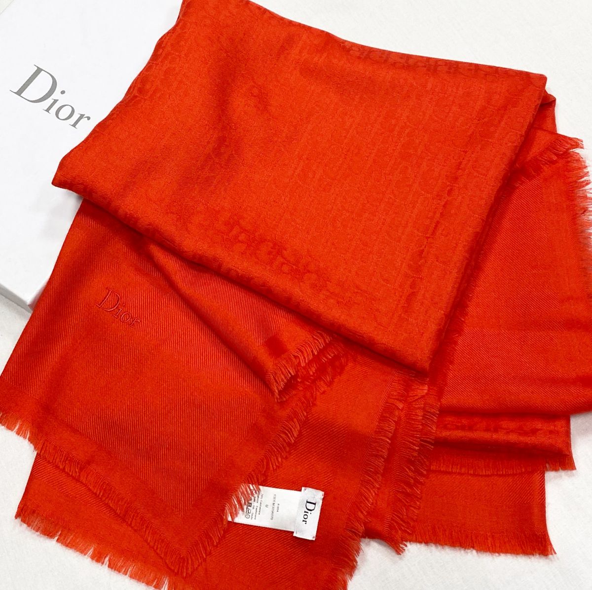 Палантин / кашемир / шелк / Dior размер 220/120 цена 23 483 руб 