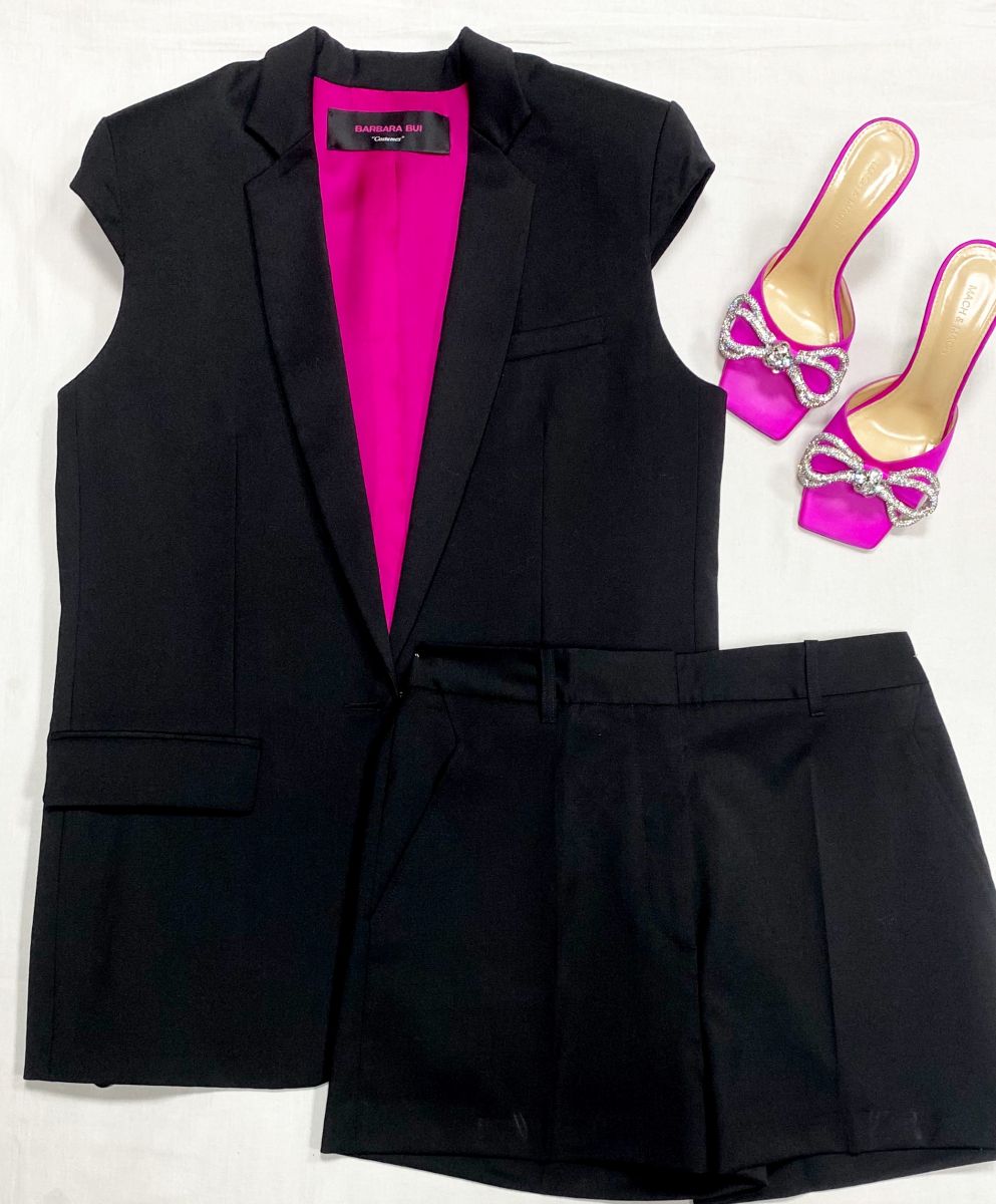 Костюм Barbara Bui размер 42 цена 39 138 руб
Босоножки Mach Mach размер 38 цена 31 310 руб