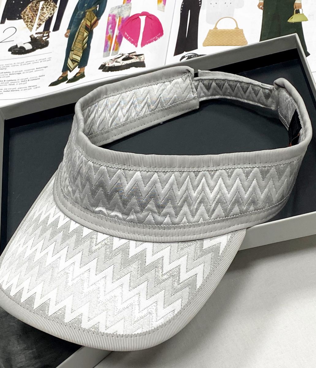 Козырек Missoni цена 4 697 руб