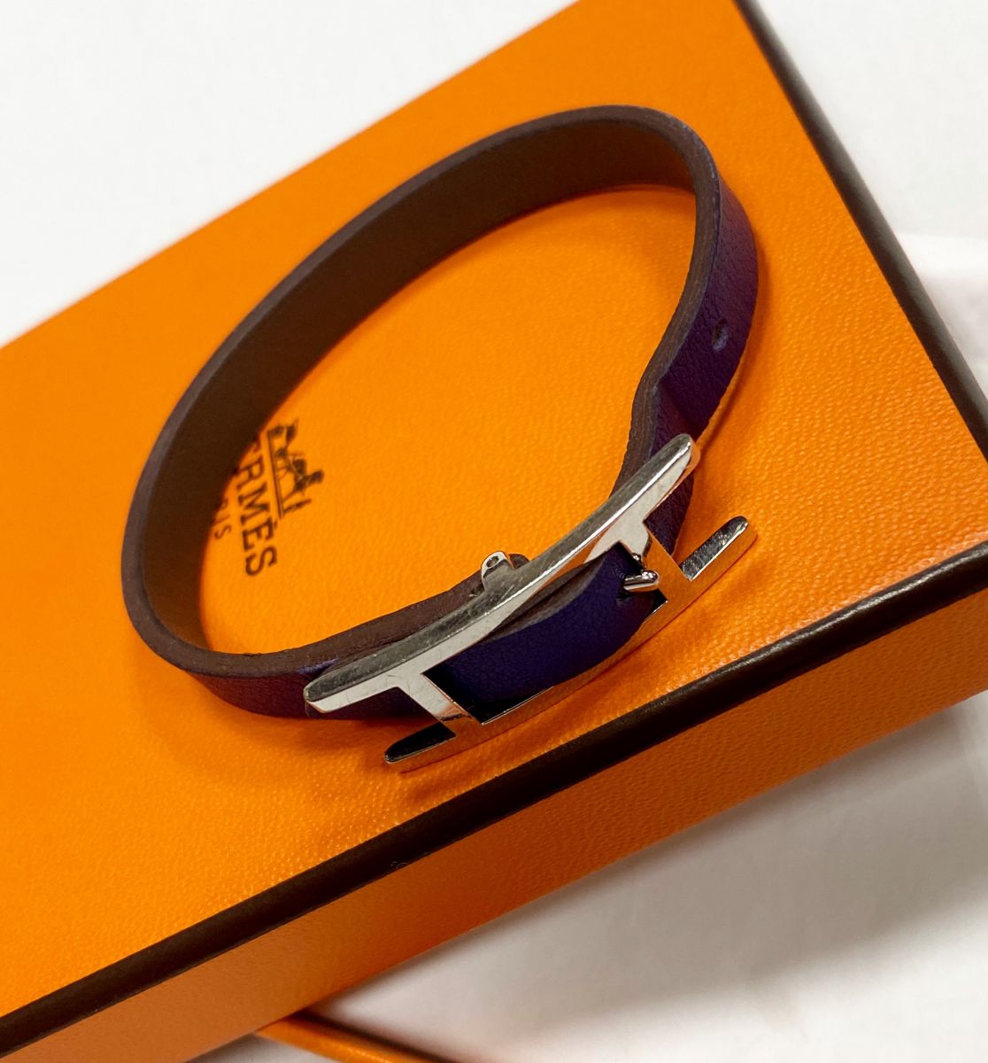 Браслет /кожа/ Hermes цена 30 770 руб/ в коробке/ 
