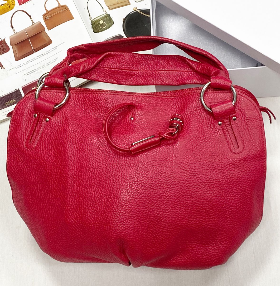 Сумка Celine размер 30/25 цена 15 655 руб
