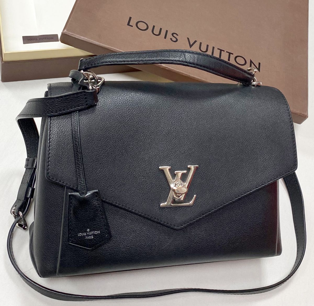 Сумка Louis Vuitton размер 25/20 цена 93 930 руб