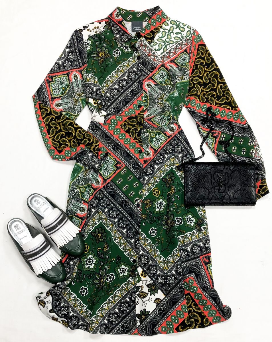 Платье Marina Rinaldi размер 46 цена 10 959 руб
Сабо размер 37 цена 31 310 руб
Сумочка Saint Laurent