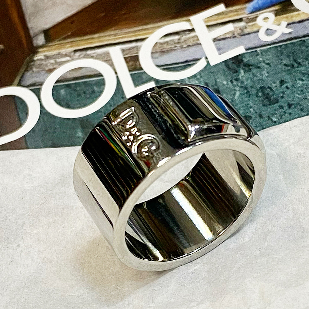 Кольцо Dolce Gabbana цена 4 616 руб 