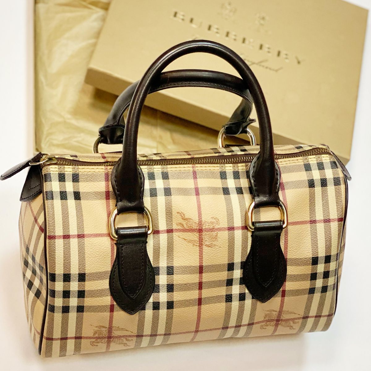 Сумка Burberry размер 30/20 цена 10 770 руб 