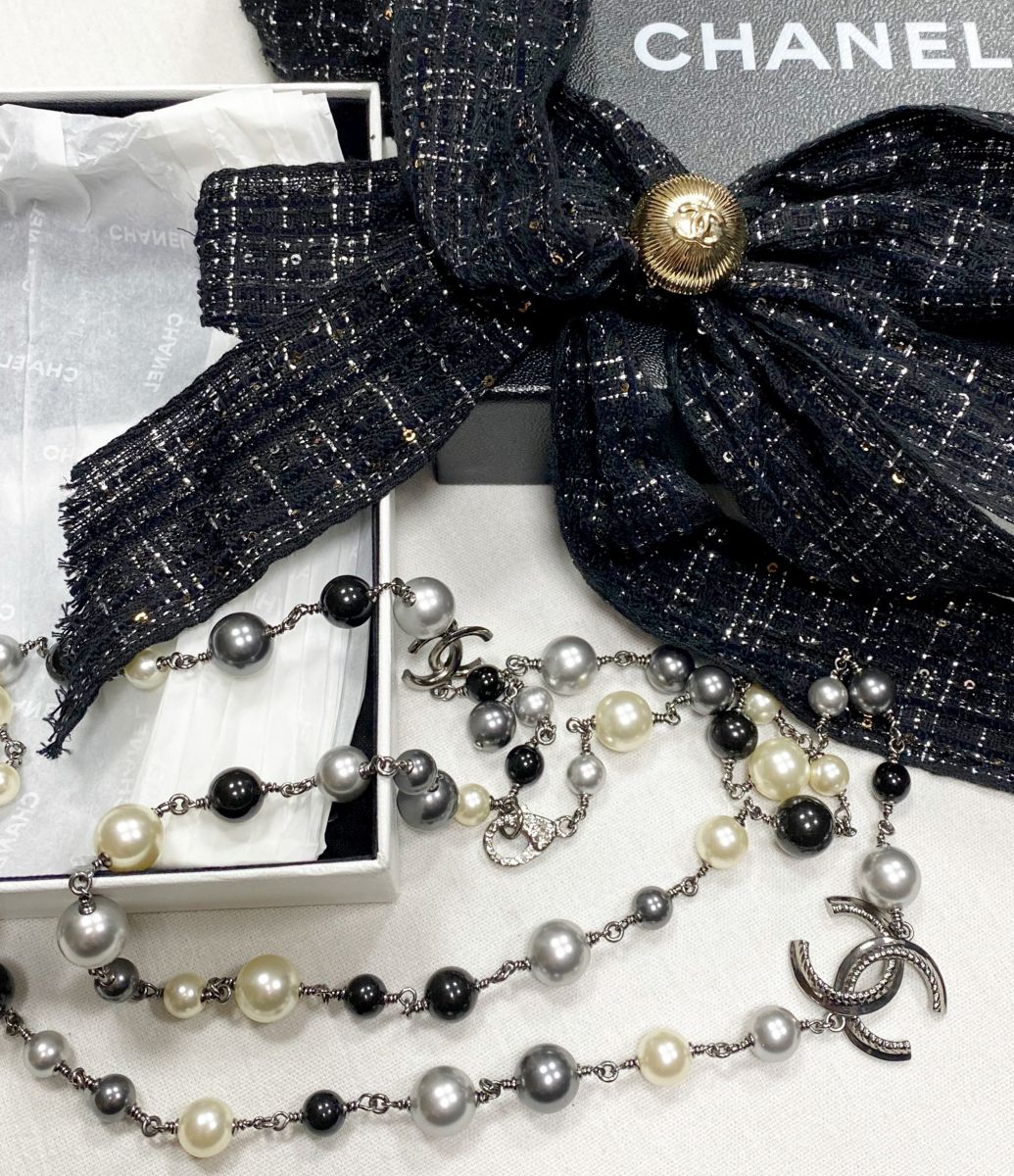 Бусы Chanel цена 156 550 руб / упаковка /