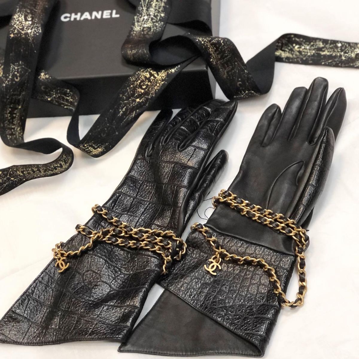 Перчатки Chanel 7.1/2 цена 46 155 руб