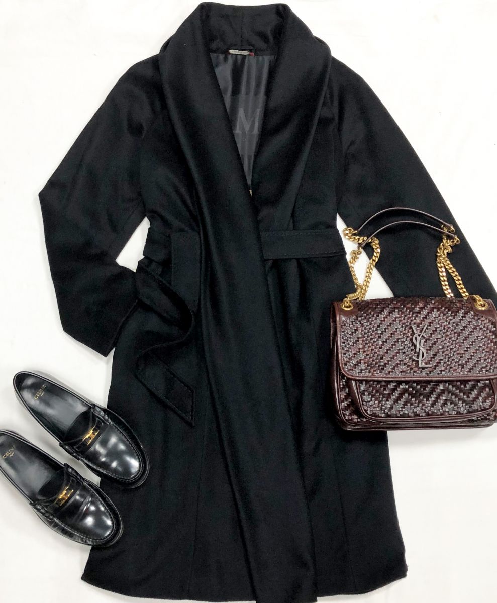 Пальто Max Mara размер 36 цена 31 310 руб
Лоферы Celine размер 39 цена 39 138 руб
Сумка Ysl