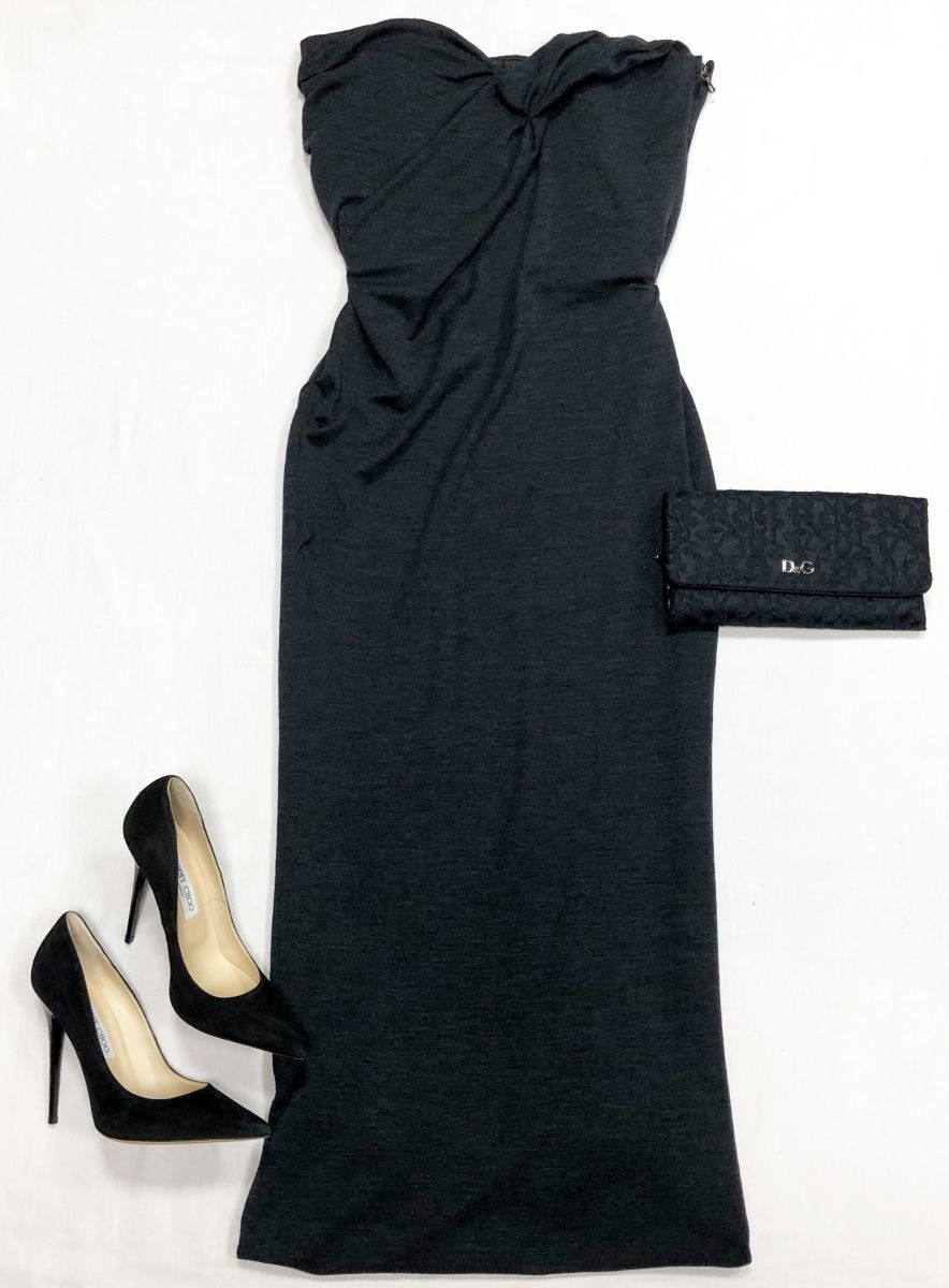 Платье Lanvin размер 42 цена 23 483 руб
Туфли Jimmy Choo размер 38.5 цена 17 221 руб
Сумочка Dolce Gabbana