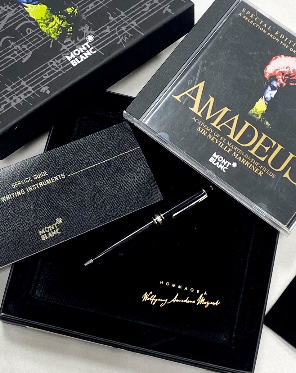 Ручка + Диск Mont Blanc цена 28 179 руб
/ в коробке/