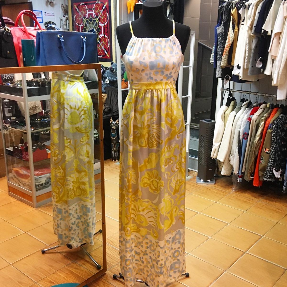 Платье EMILIO PUCCI размер 38 цена 15 385 руб