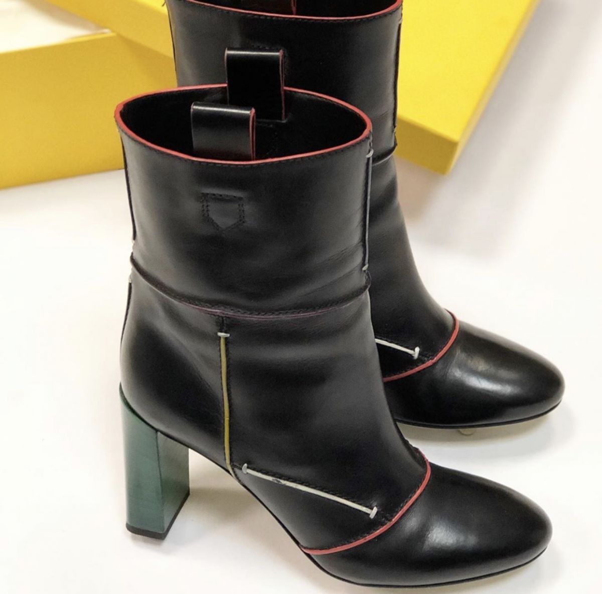 Ботильоны FENDI размер 38 цена 18 463 руб