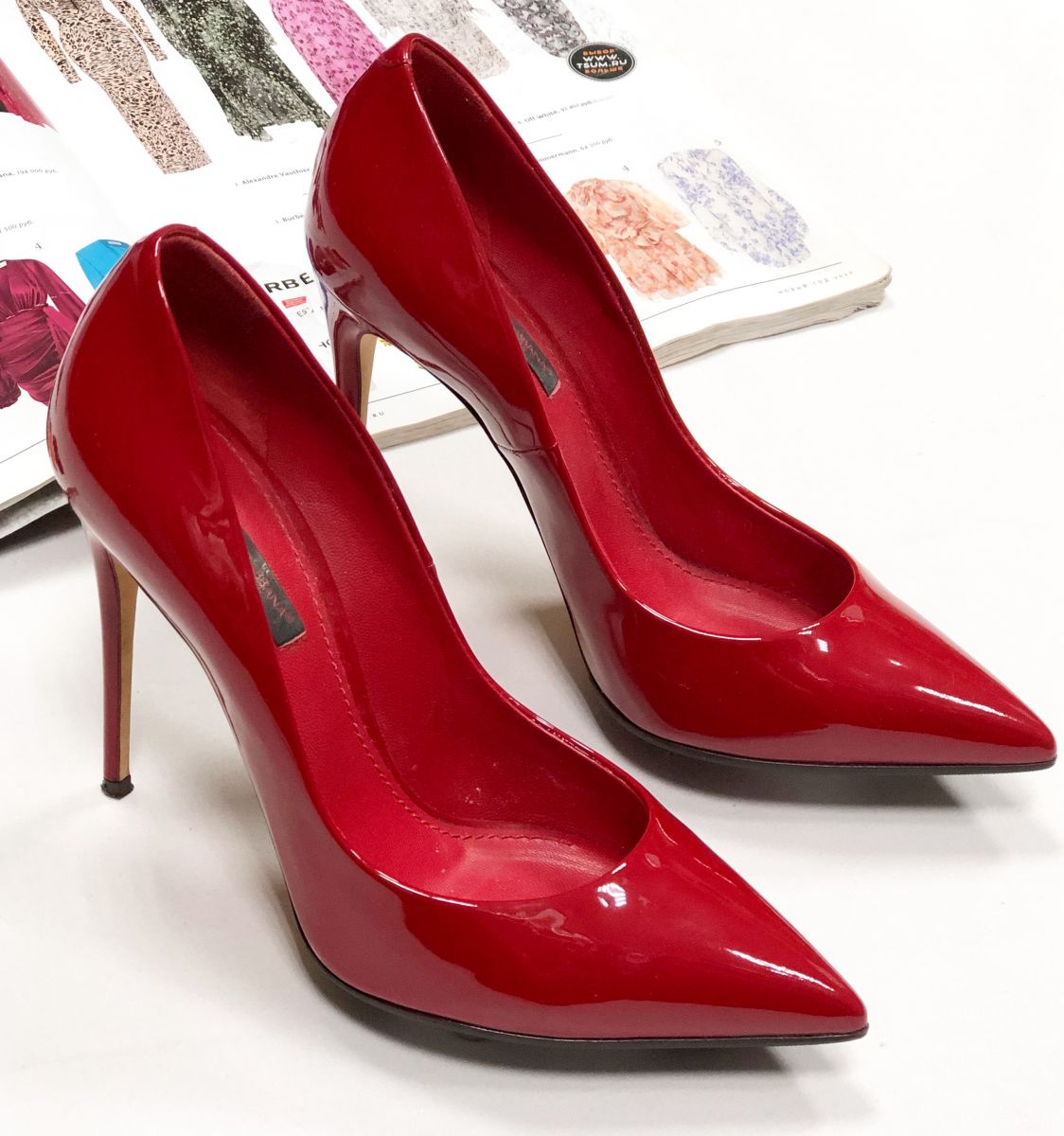 
Туфли Dolce Gabbana размер 36.5 цена 15 655 руб