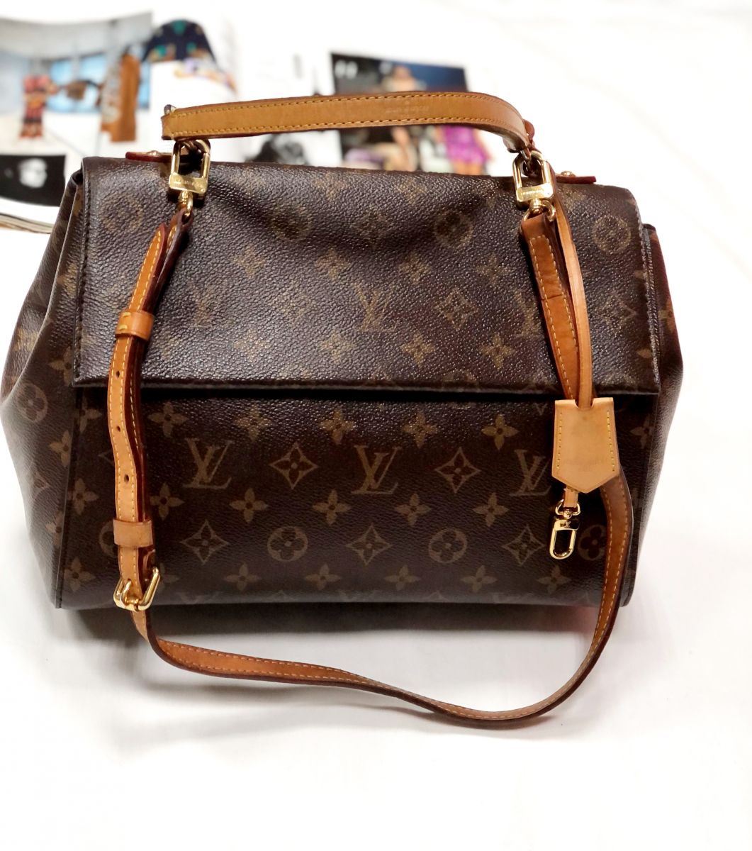 Сумка LOUIS VUITTON размер 23/32 цена 76 925 руб