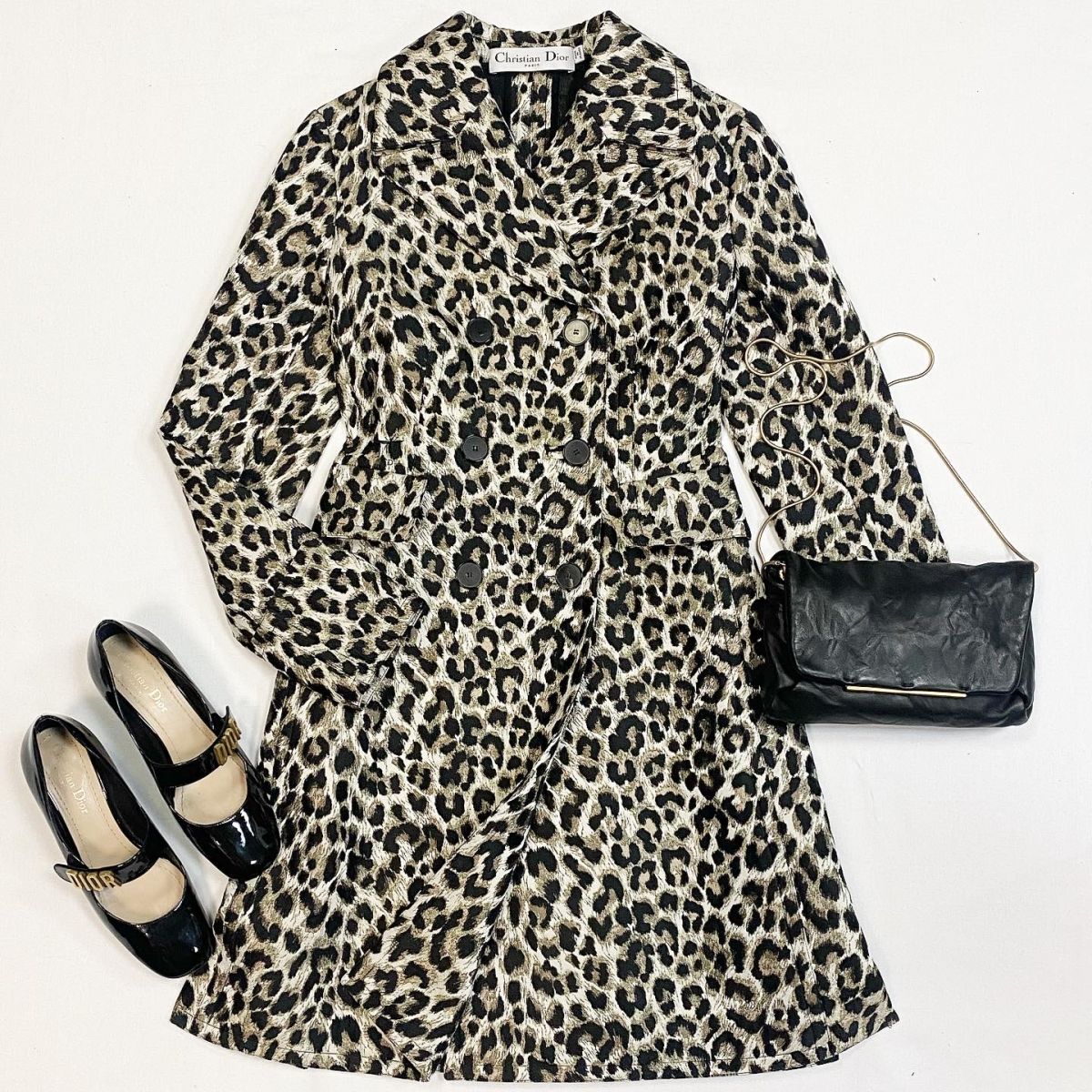 Пальто Dior размер 38 цена 76 925 рубТуфли Dior размер 36.5 цена 38 463 рубСумка Lanvin
