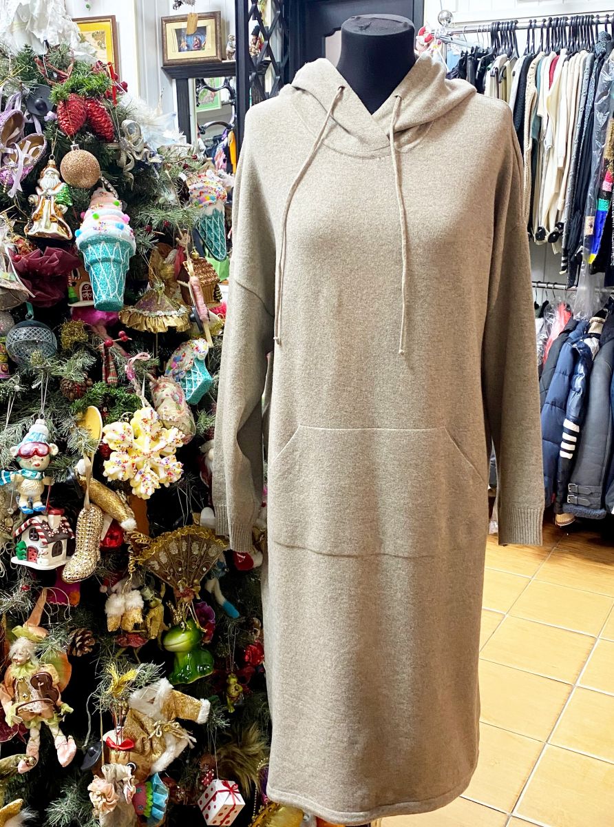 Платье размер M цена 7 828 руб