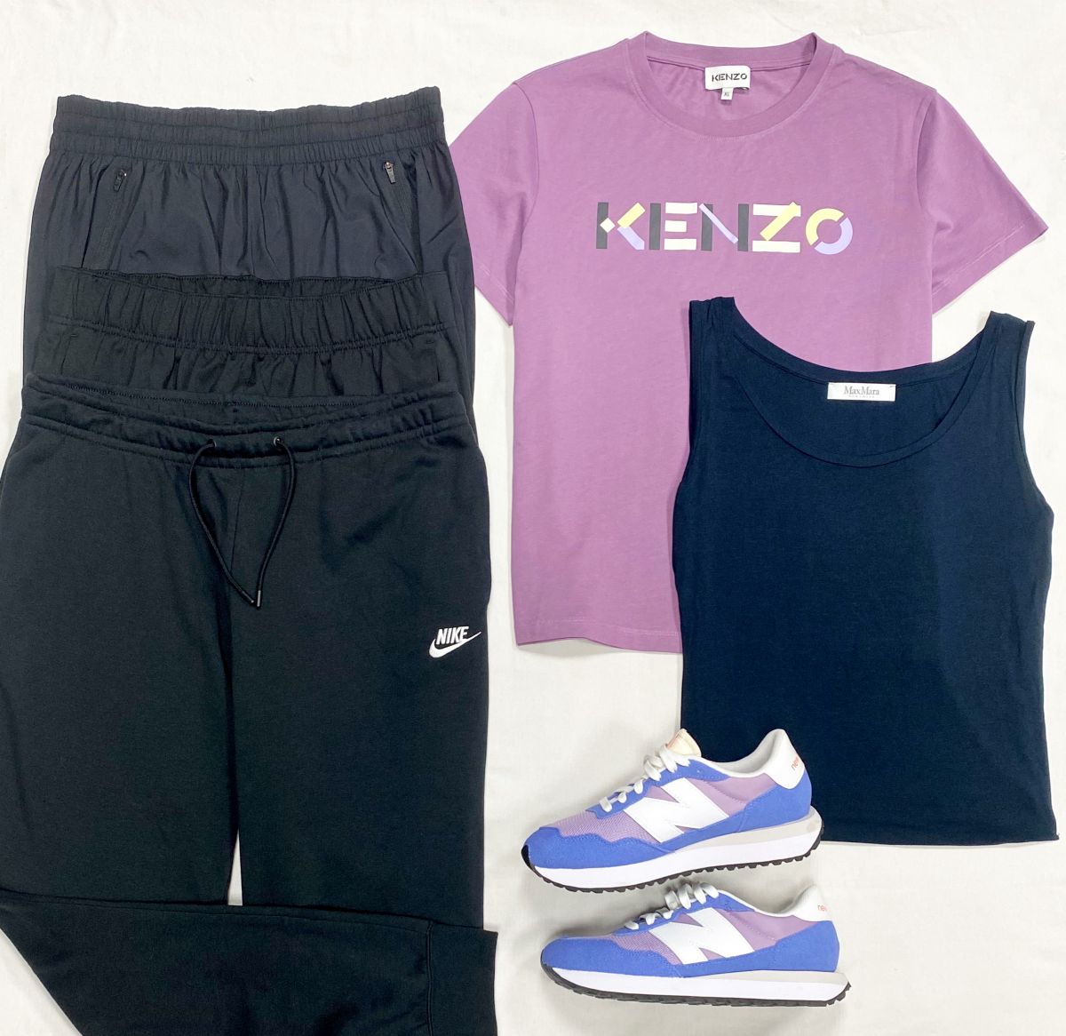 Футболка Kenzo размер XL цена 4 697 руб
Топ Max Mara размер 40 цена 3 131 руб
Брюки Nike / ASICS размер L цена по 4 697 руб
Кроссовки New Balance размер 39 цена 12 524 руб