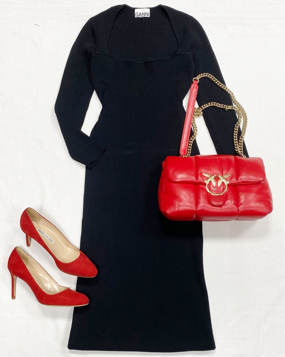 Платье Ganni размер 2 цена 15 655 руб
Туфли Manolo Blahnik размер 38.5 цена 36 007 руб
Сумка Pinko 