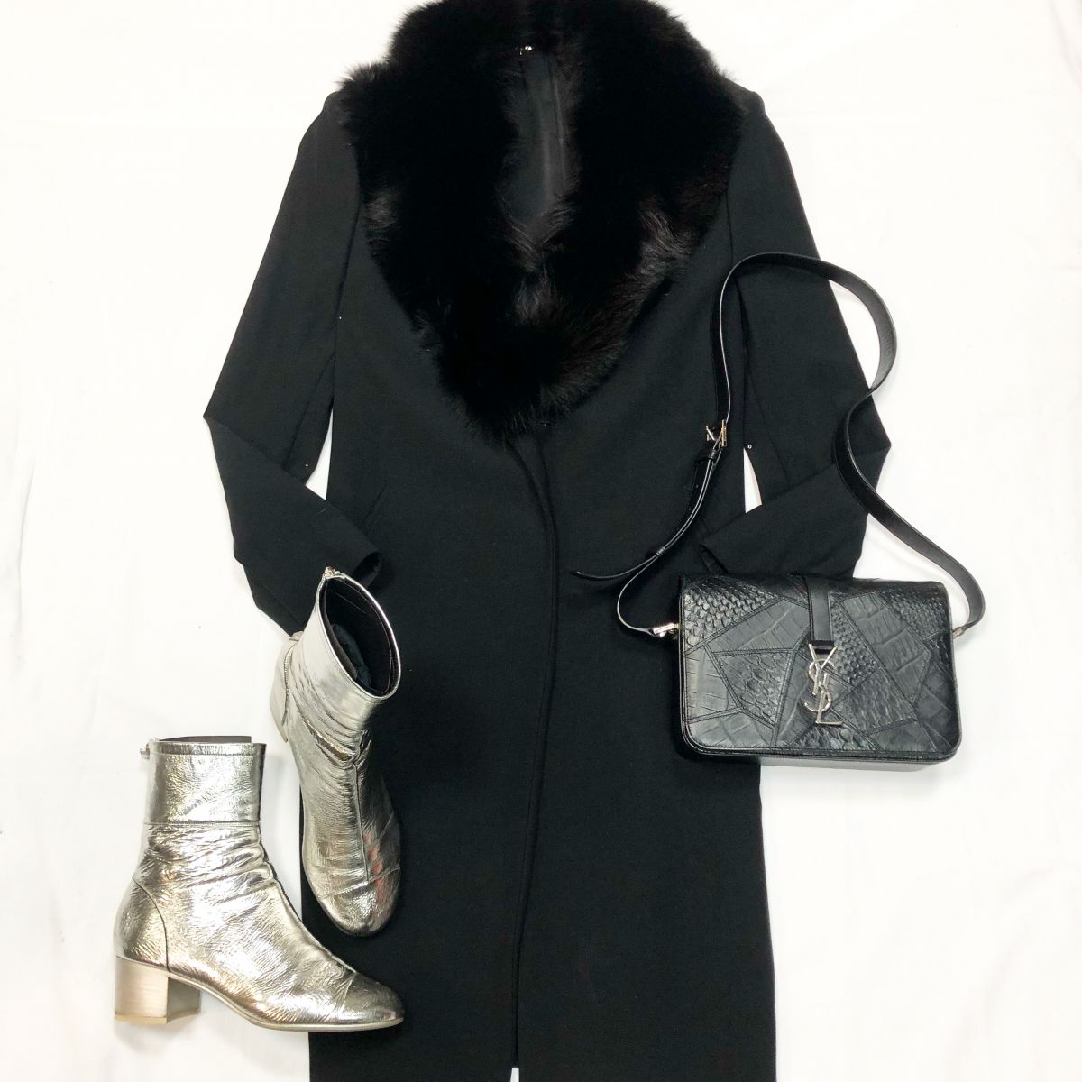 Пальто GUCCI размер 42 цена 30 770 руб Ботильоны Chanel размер 39.5 цена 43 078 руб Сумка Saint Laurent