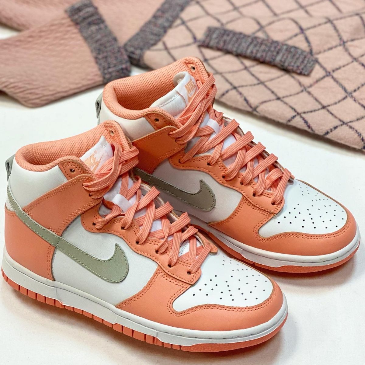 Кеды Nike размер 37.5 цена 15 385 руб 