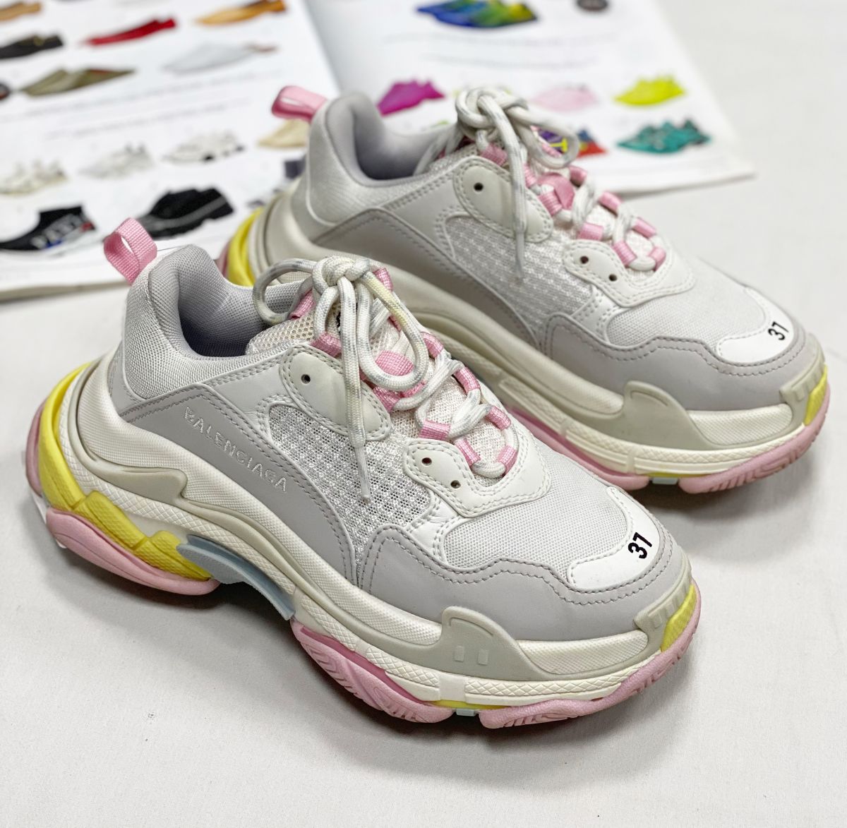 Кроссовки Balenciaga размер 37 цена 46 965 руб