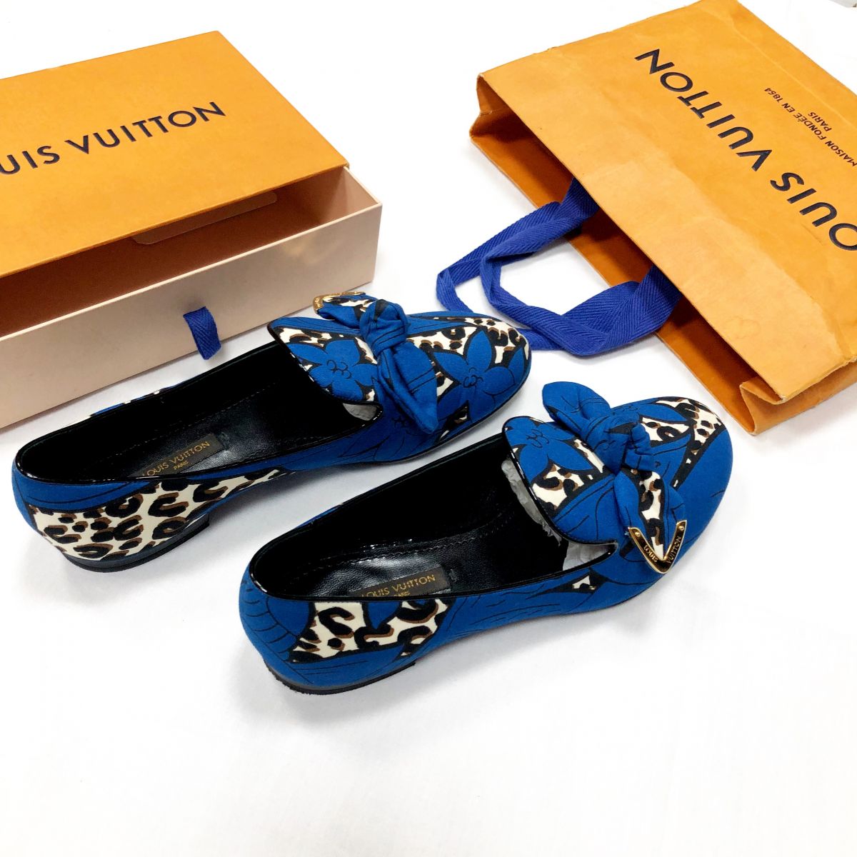 Лоферы LOUIS VUITTON размер 37 цена 15 655 руб